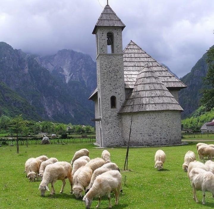 'Gurra Family' Guesthouse Theth Zewnętrze zdjęcie